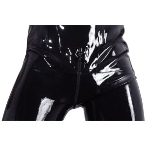 mit Schritt-Reißverschluss